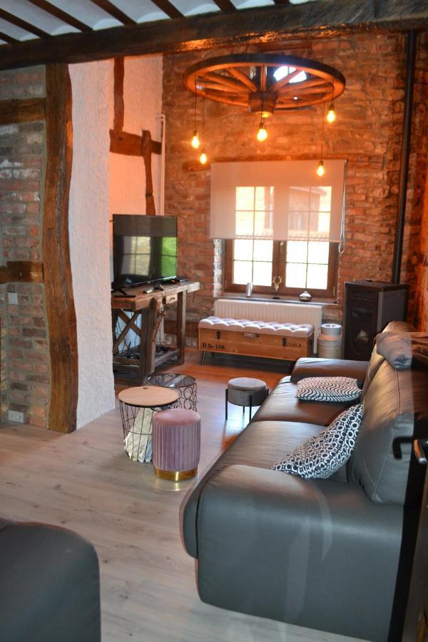 Place 86 La Reid Екстериор снимка