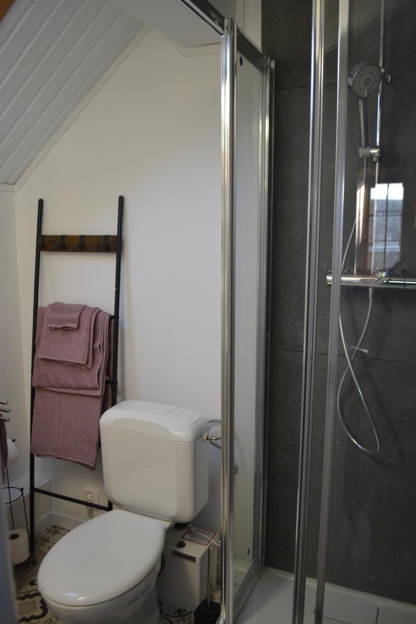 Place 86 La Reid Екстериор снимка