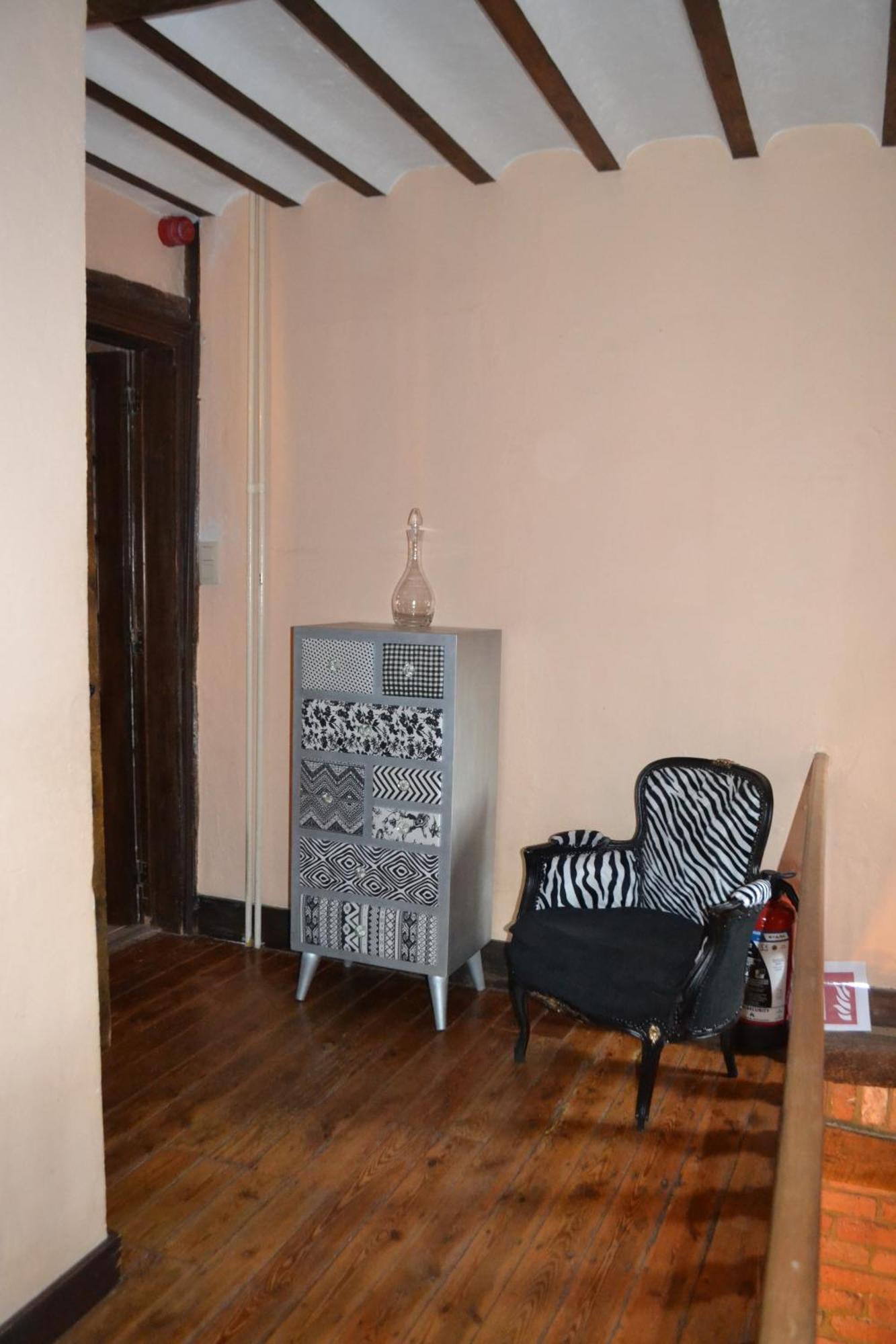 Place 86 La Reid Екстериор снимка